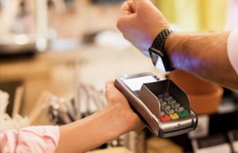 Comdirect Konto mit Apple Pay - Bezahlen mit iPhone und Apple Watch leicht gemacht