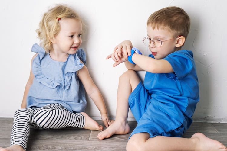Von einer Kinder Smartwatch können Groß und Klein profitieren