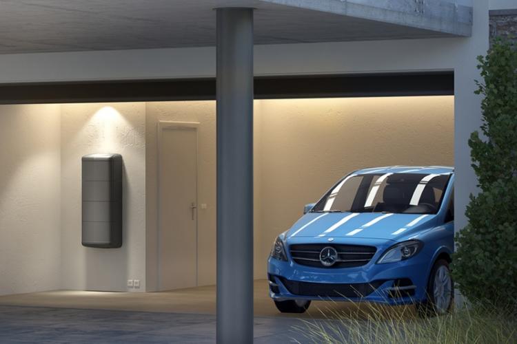 Energiespeicher Home von Mercedes Benz