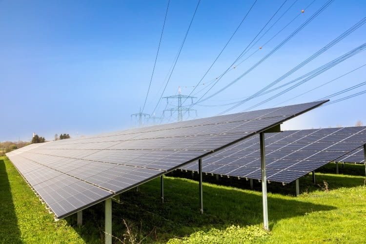 Der Bau eines Solarparks kann auch finanziell Reizvoll sein