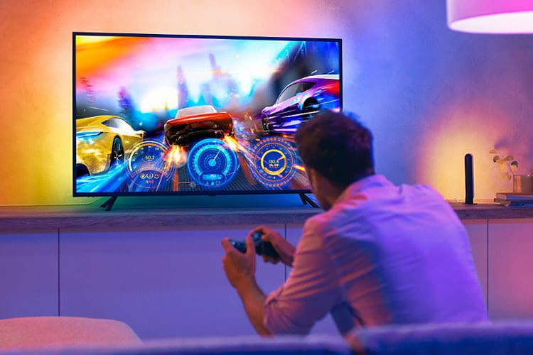 Mit dem Philips Hue Play Gradient Lightstrip kann jeder TV mit Ambilight nachgerüstet werden