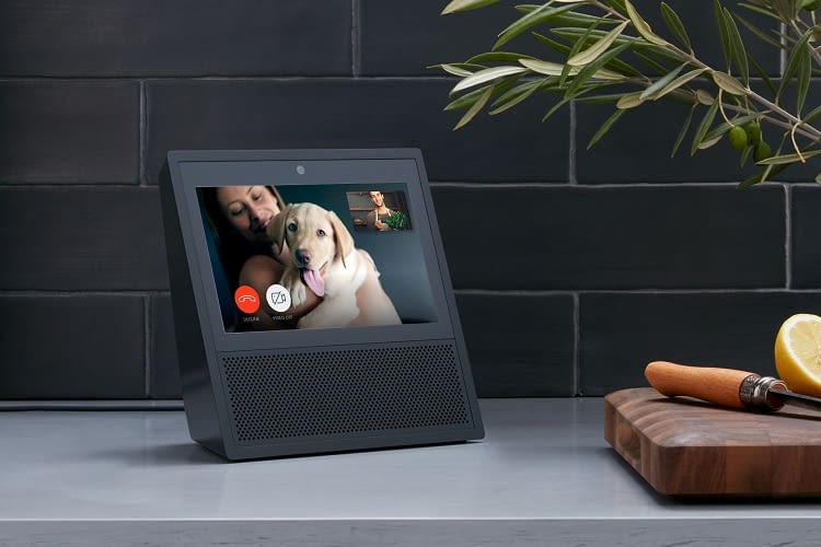 Amazon Echo plus Touchscreen: Echo Show sieht aus wie eine Gegensprechanlage