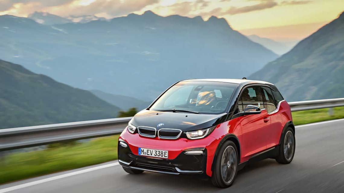 Der BMW i3s bietet 184 PS statt 170 PS - wie der BMW i3