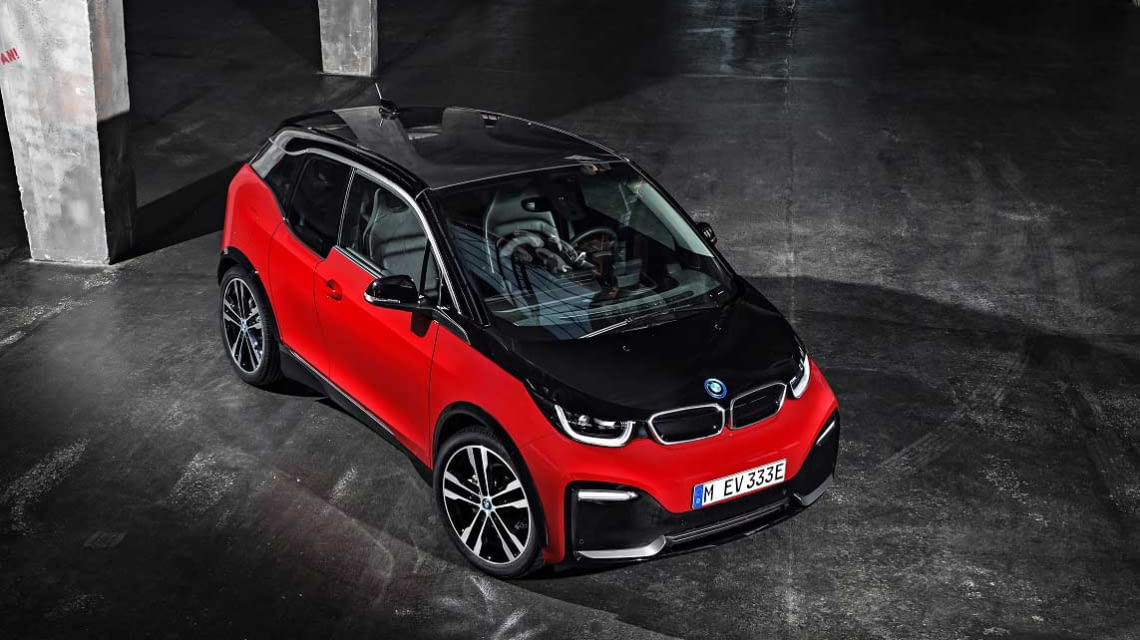 Statt wie der BMW i3 150 km/h bietet der BMW i3s eine Höchstgeschwindigkeit von 160 km/h