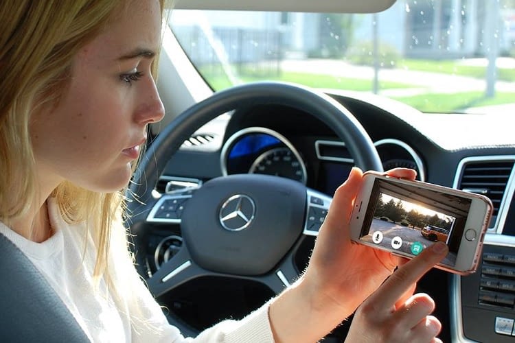 Mit der App kann Freunden per Fernzugriff die Tür geöffnet werden