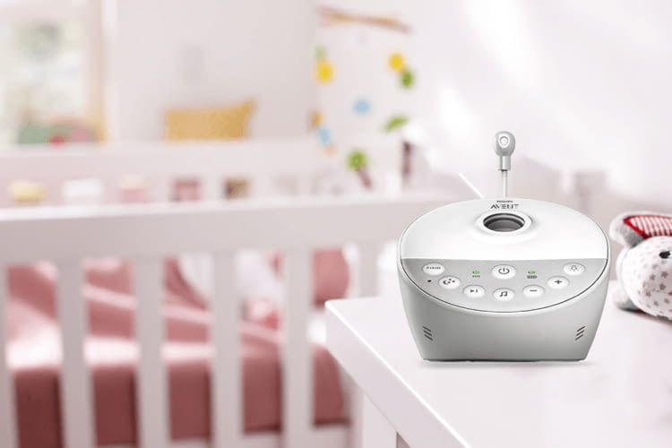 Das Philips Babyphone idealerweise mindestens einen Meter vom Baby entfernt aufstellen