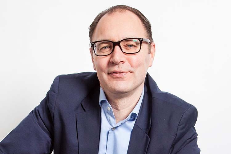 ABUS Sicherheitsexperte Torsten Mendel im home&smart Kurzinterview