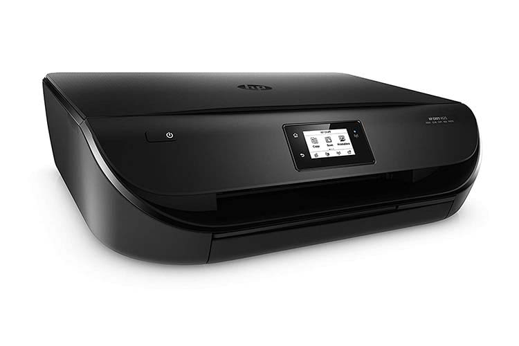 Der Multifunktionsdrucker HP ENVY 4525 ist gerade einmal knapp 13 cm hoch