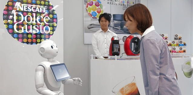 Abbildung des Pepper Roboter als Servicekraft