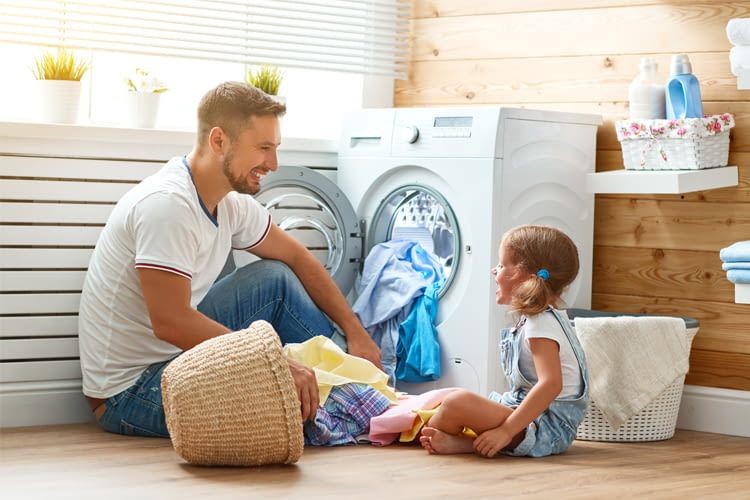 Waschtrockner, egal welcher Art, sollten von Kindern nur unter Aufsicht bedient werden