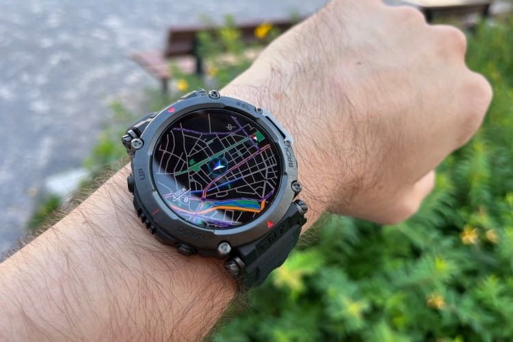 Die Amazfit ist sehr hochwertig verarbeitet und ist sehr robust