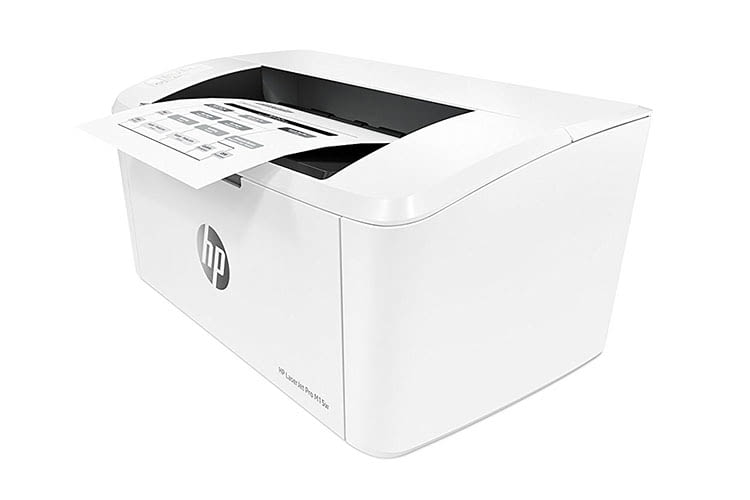 In das Ausgabefach des HP LaserJet Pro M15w passen bis zu 100 Blatt Papier
