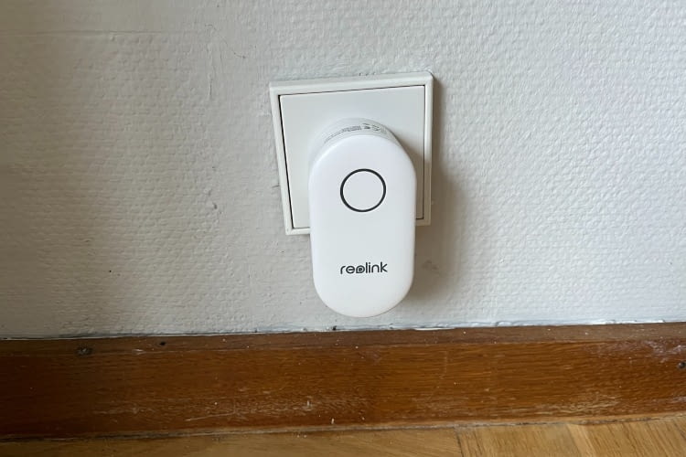 Die Chime der Reolink Video Doorbell WiFi funktioniert in jeder üblichen Steckdose.
