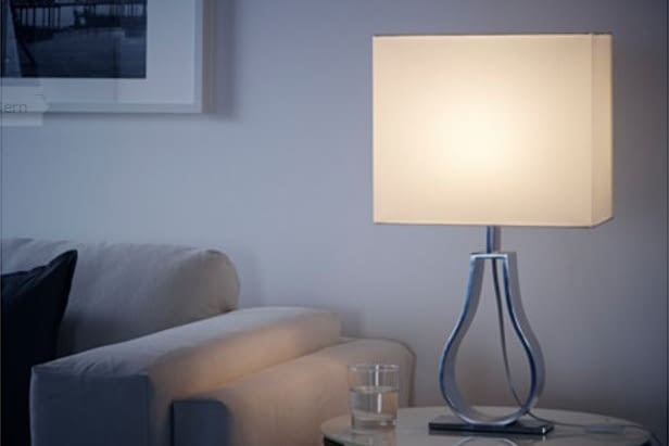 KLABB IKEA-Tischlampe für Philips Hue E14 LED-Birne