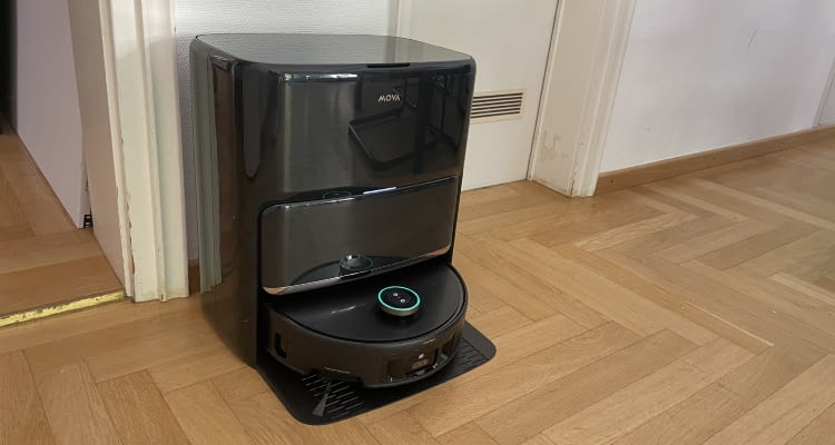 Uns gefiel das Design des Mova Z60 Ultra Roller Complete sehr