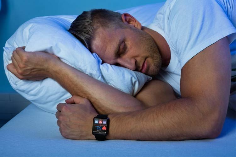 Auch bei vielen Smartwatches gehört das Schlaftracking bereits zur Standardausstattung