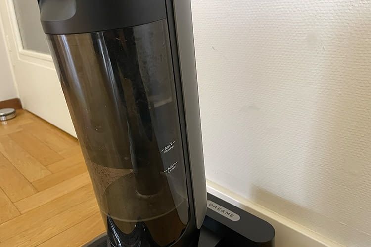 Durch die Tönung ist leider auch schwer zu erkennen wie voll der Tank ist