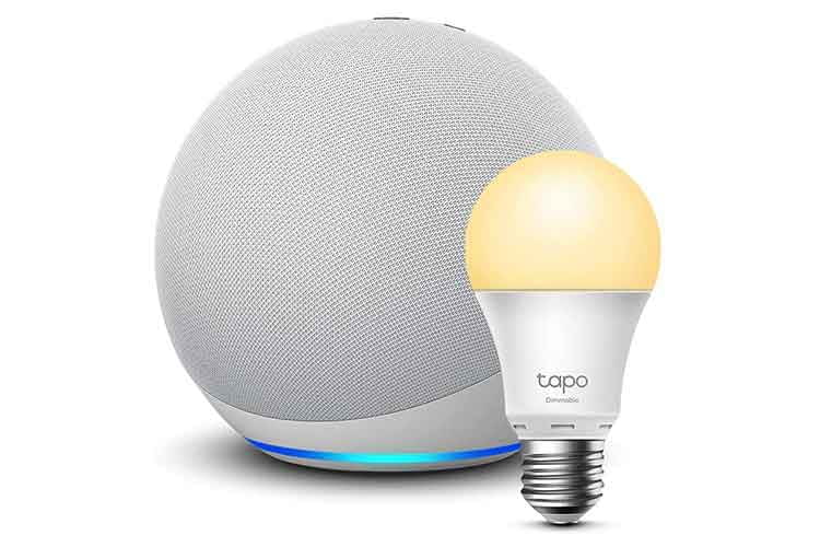 Amazon Echo 4 und smarte TP-Link tapo LED-Birne für den Einstieg ins Smart Home