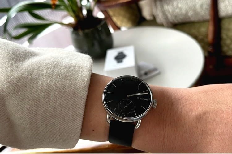 Im Test hat uns diese Uhr u.a. durch ihren schicken Look überzeugt