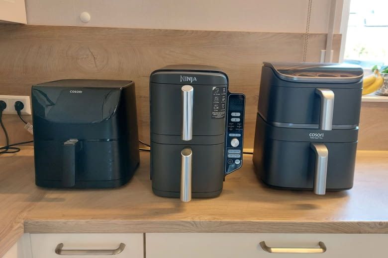 Links ein Standard-Modell im Vergleich zu zwei Doppelkammer-Varianten.