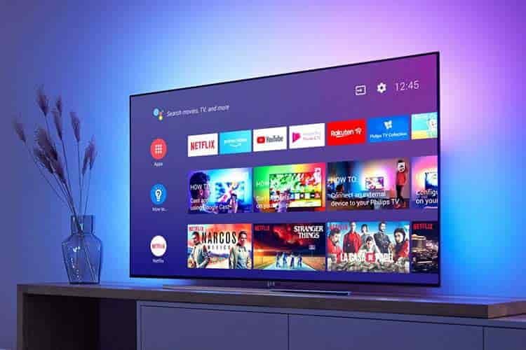 Ein Smart TV wie ein Philips Android TV bietet nicht nur Apps für Streaming-Dienste an, sondern auch Spiele und Informationen