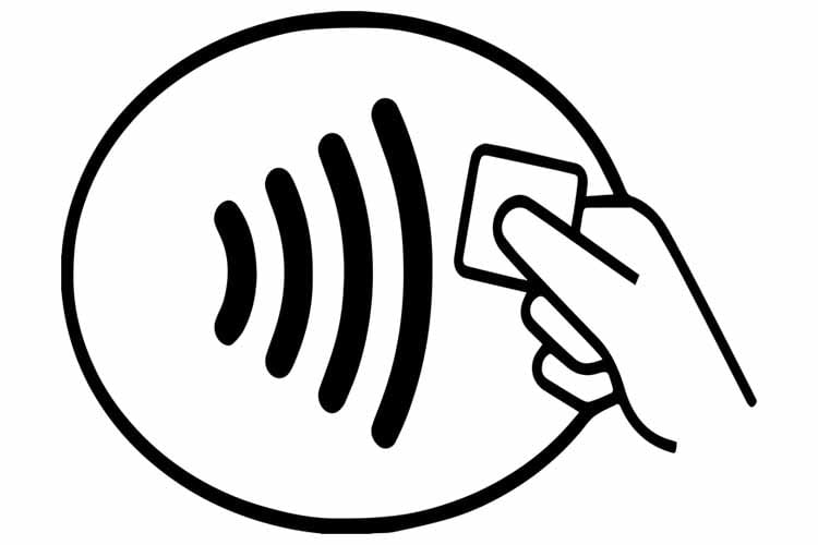 Am Funkwellen-Symbol lassen sich NFC-fähige Geräte schnell erkennen