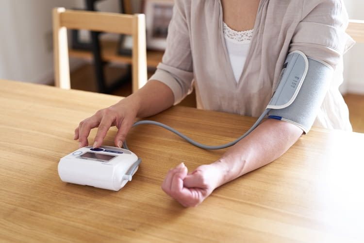 Mit dem Alexa Skill lassen sich Blutdruckmessgeräte verschiedener Marken verbinden
