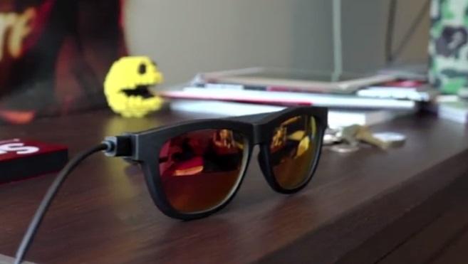 Smarte Sonnenbrille Zungle Panther - Datenübertragung per USB-Anschluss