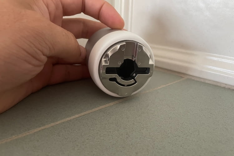 Die montageplatte ist fest im Smart Lock integriert