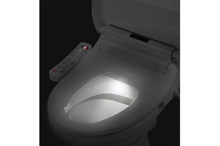 Nachts kann der BadeStern Toilettensitz ZX-5027-919 leuchten und so bei der Orientierung helfen