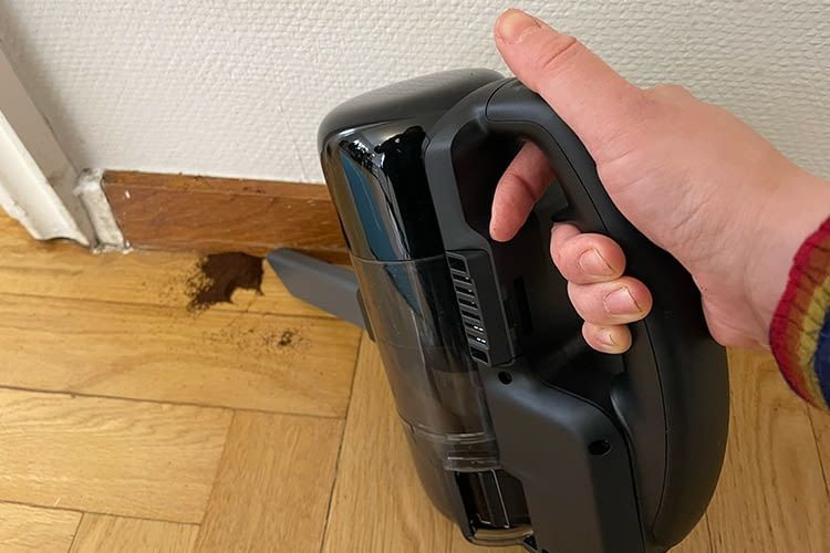 Der eufy E20 Handstaubsauger hat uns im Test vor allem mit Fugendüse überzeugt