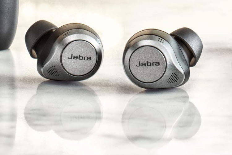 6 Mikrofone pro Jabra Elite 85t In Ear Kopfhörer sorgen für eine gute Anrufqualität und ein souveränes ANC