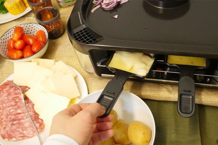 Wir haben sowohl Schweizer-Käse als auch eine französische Variante getestet