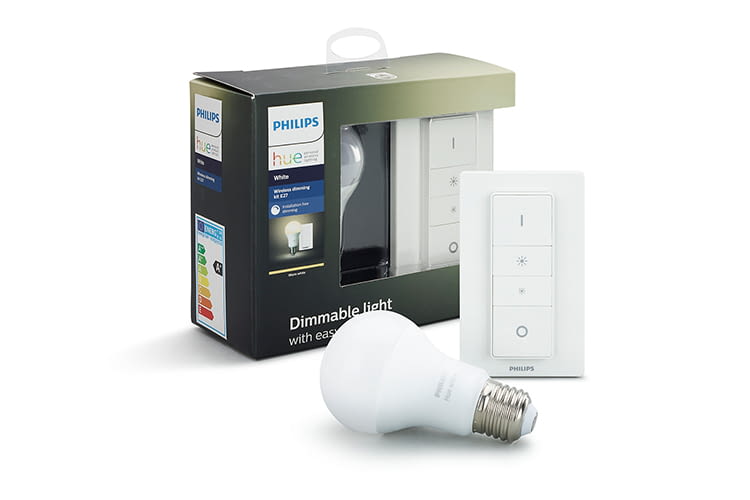 Im Dimming Kit von Philips Hue sind eine dimmbare E27-Lampe und ein Schalter enthalten