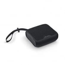 Wasserdichter Bluetooth-Lautsprecher mit IPX7 Standard, 10 Stunden Laufzeit, klarer Tonabbildung und guter Bassabbildung.