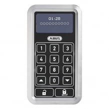 Erweiterung und zusätzliche Konfiguration des HomeTec Pro Funk-Türschlossantriebs. Ver- und Entriegeln der Tür per Code. Hohe Sicherheit.