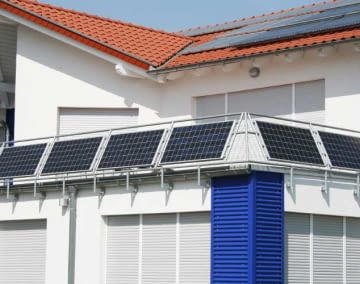 Eine Mini-Solaranlage lässt sich fast überall anbringen