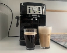 Wir haben den De'Longhi Magnifica S Kaffeevollautomat getestet