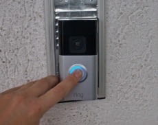 Die Ring Doorbell 3 im Einsatz