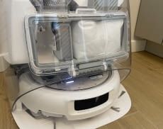 Bei der Entwicklung des ROMO P hat DJI auf seine jahrelange Erfahrung mit Drohnen zurückgegriffen. Ob sich die Technik im Alltag bewährt?