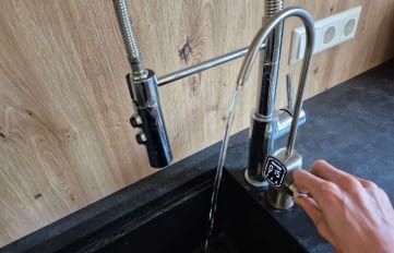 Wir haben die Waterdrop GPD 800 Umkehrosmose Anlage getestet und verraten ob sich die Investition lohnt