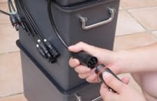 Mit unseren Tipps kann jeder seinen Stromspeicher einfach selbst anschließen