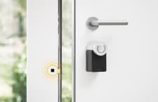 Nuki Smart Lock 2.0: Das elektronische Türschloss erkennt mittels Magnet auch, ob die Tür offen steht
