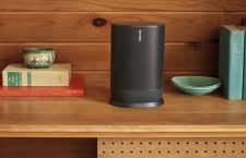 Der Sonos Move Lautsprecher unterstützt nicht nur WLAN, sondern auch Bluetooth und ist mobil einsetzbar