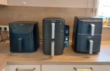 Links ein Standard-Modell im Vergleich zu zwei Doppelkammer-Varianten.