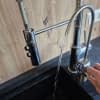 Wir haben die Waterdrop GPD 800 Umkehrosmose Anlage getestet und verraten ob sich die Investition lohnt
